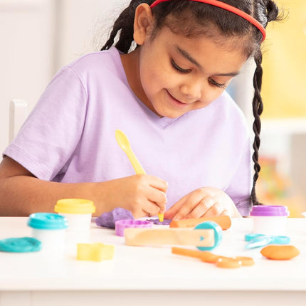 Melissa & Doug Clay Play Activity Set With Sculpting Tools and 8 Tubs of Modelling Dough