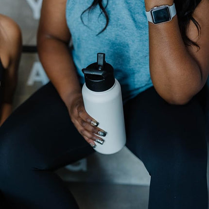 Simple Modern Water Bottle with Straw, Handle, and Chug Lid Vacuum Insulated Stainless Steel Metal Thermos Bottles | Large Leak Proof BPA-Free Sports Flask | Summit Collection | 40oz, Blue Dune