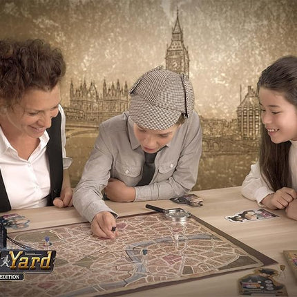 Ravensburger Scotland Yard Sherlock Homes Edition Family Strategy Board Game for 2 to 6 Players - Kids and Adults Age 8 Years +