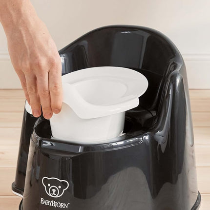 BabyBjörn Potty Chair, Black/White Potty Training Toilet, Easy-to-Clean, Removable Inner Potty, Non-Slip