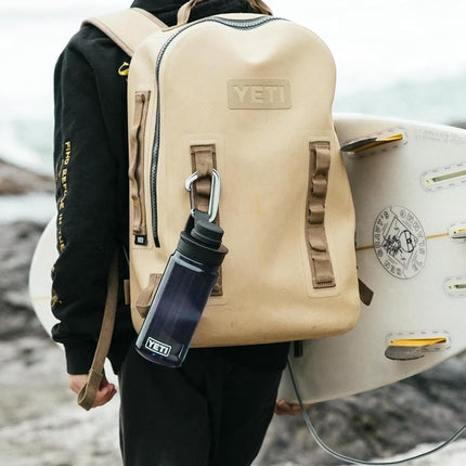 YETI Yonder 600 ml/20 oz Water Bottle with Yonder Tether Cap, Navy