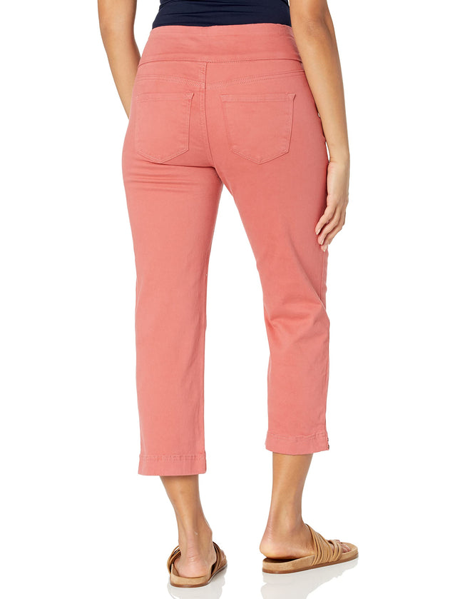 Gloria Vanderbilt Women's Amanda Pull on Capri Regular Jeans, Persimmon, 4