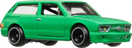 Hot Wheels HRV82 Car Culture World Tour: Brasilia - Volkswagen Brasilia 4/5