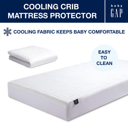 Delta Children - Protector de colchón de cuna babyGap para bebés y niños pequeños - Impermeable, refrescante, acolchado suave, elástico y lavable, protector de colchón para bebé en blanco, Quiet Comfort