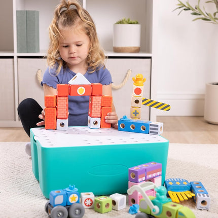 Melissa & Doug Blockables™ Deluxe City Snap and Play, Mix and Match Connectable Wooden Building Blocks Set with Storage Bin and Play Lid (122 Pcs) Ages 2 to 7- FSC Certified