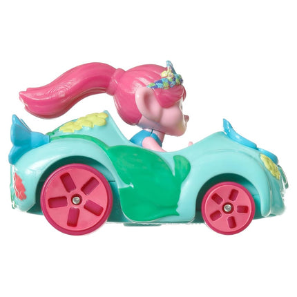 Hot Wheels RacerVerse Poppy Toy Vehicle for Ages 3 and Up