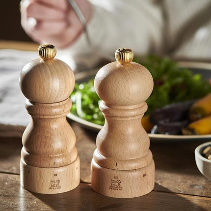 PEUGEOT - Paris u'Select 12 cm Salt Mill - 6 Predefined Salt Grinder Settings - Powdered Salt Innovation, Zirlion Mechanism - PEFC-Certified Wood - Made in France - Natural Finish