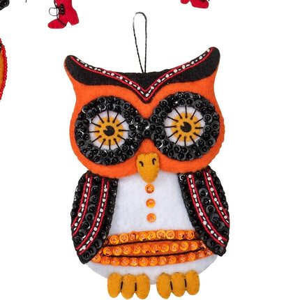 Bucilla 89276E Felt Applique Ornament Kit, Vintage Halloween, Set of 6