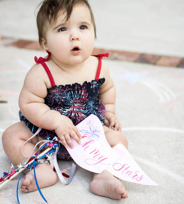 Burt's Bees Baby Baby Girl Romper 100% Organic Cotton One Piece Bubble Shortall and Layette Set for Girls Baby and Toddler Baby Set, Celebrating America, nouveau née