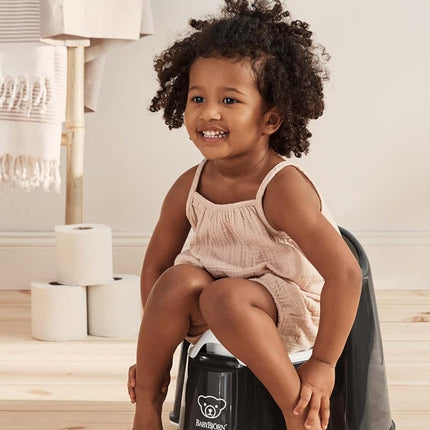BabyBjörn Potty Chair, Black/White Potty Training Toilet, Easy-to-Clean, Removable Inner Potty, Non-Slip