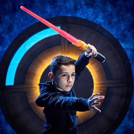 Star Wars Hasbro Power Crystal Lightsaber – Electronic Roleplay Toy with 10 Kyber Crystals and 7 Blade Colours | Create Your Own Custom Lightsaber with Sound FX | Gift for Kids Fans | Ages 4+