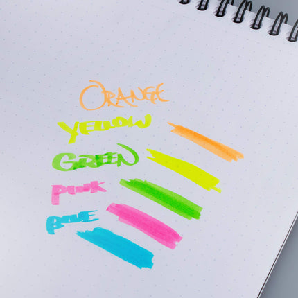 Pentel Twin Checker - Marcador fluorescente de doble punta, punta biselada, tinta amarilla/verde, paquete de 12 (SLW8-GK)