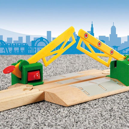 BRIO Magnetic Action Train Crossing for Kids Age 3 Years Up - Compatible with all BRIO Railway Sets & Accessories