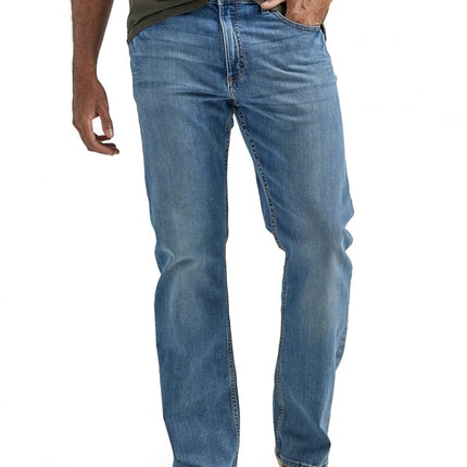 Wrangler Authentics Men's Relaxed Fit Boot Cut Jean, Riptide, 32 W/30 L