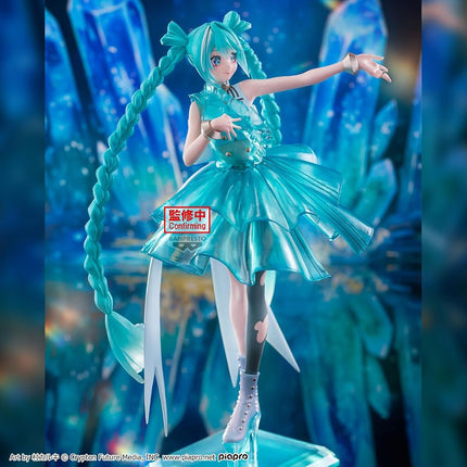 BANPRESTO Emeraldgem BP29326P Hatsune Miku Evolve Clearluxe, 28 cm, Multicoloured, Collectible Figure, Ideal for Anime Fans