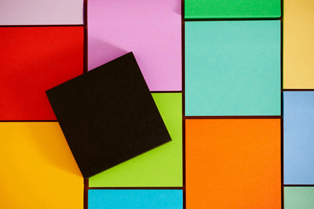 Blocs-notes Post-it Super Sticky, pouvoir adhésif 2X, 7,6 cm x 7,6 cm, mûre, 5 blocs/paquet (654-5SSCG)