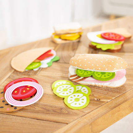 Melissa & Doug Juego de comida de fieltro para juego de imitación, kit de sándwich de juguete de 33 piezas, juguete de rol suave y sensorial para niños de 3 años en adelante