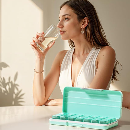 Zoksi Am Pm Pill Organizer 7 Day, Weekly Pill Box 2 Times a Day, Medicine Pill Organizer with Separate Compartment, Travel Pill Case Dispenser Portable for Vitamins, Fish Oils, Medicines(Green)