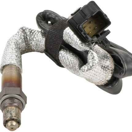 BOSCH 17070 Premium Original Equipment Oxygen Sensor - Compatible with Select Volvo C70, S60, S70, V70