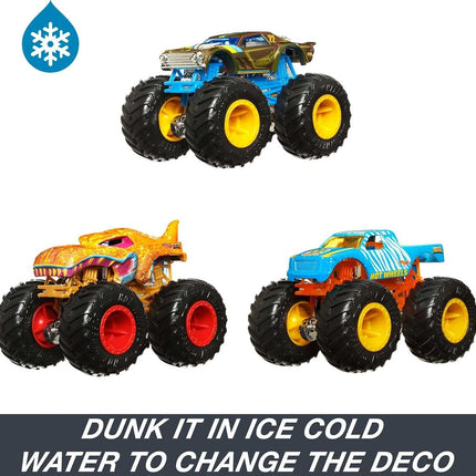 Hot Wheels Monster Trucks Coffret de 3 mini-véhicules Color Shifters 1:64, les Monster Trucks changent de motifs dans l'eau froide et retrouvent leur aspect initial dans l'eau chaude, jouet pour enfants, HGX20