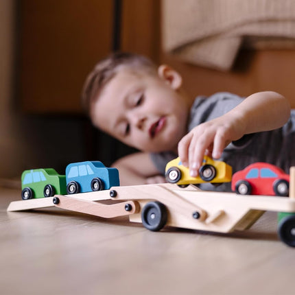 Melissa & Doug Car Carrier Truck and Cars Wooden Toy Set With 1 Truck and 4 Cars [Sep 29, 2011] Melissa&Doug