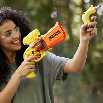 Nerf Fortnite Peely Launcher Set of 2 - Includes 4-Dart SR-Ripe Launcher with Hammer, Micro Peely Launcher and 10 Official Elite Darts