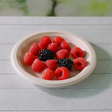 GreenWorks 100 Count 7“ Compostable Plates, Unbleached Biodegradable Bagasse and Bamboo fiber Paper Plates