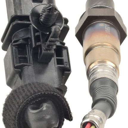 BOSCH 17066 Premium Original Equipment Oxygen Sensor - Compatible with Select Ford Flex, Taurus, Taurus X; Lincoln MKS, MKT; Mercury Sable
