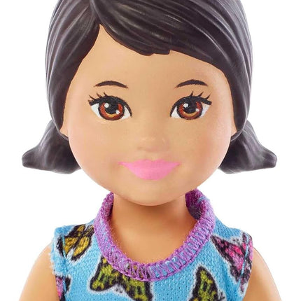 Barbie Skipper Babysitters Inc Doll & Accessories Set with Brunette Doll in Butterfly Dress, Potty & Bathroom-Themed Pieces