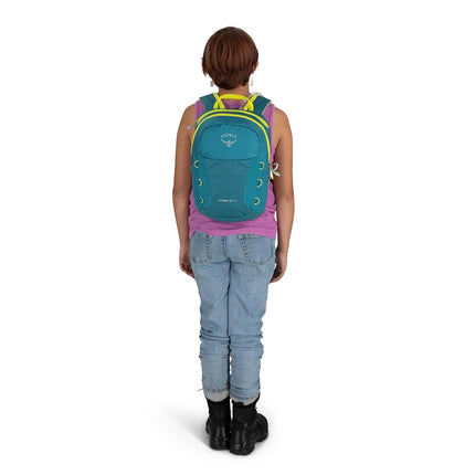 Osprey Unisex Kid's Hiking Backpack with Hydraulics Reservoir, Green Canopy, One Size, Hiking Backpack With Hydraulics Reservoir