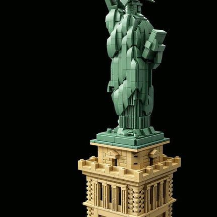 LEGO® Architecture - Statue of Liberty 21042 (Recommended Age 16+ Years)