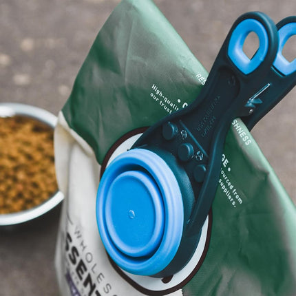 Dexas Pets Collapsible KlipScoop Collapsible Dry Dog Food Scoop and Dog Food Bag Clip, 1/2 Cup Capacity, Pro Blue