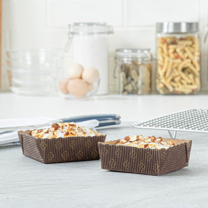 Restaurantware-Panificio Premium 4 Ounce Kraft Square Baking Cups, 100 Paper Baking Cups Perfect for Muffins, Cupcakes or Mini Snacks - Greaseproof, Rippled - Disposable and Sustainable