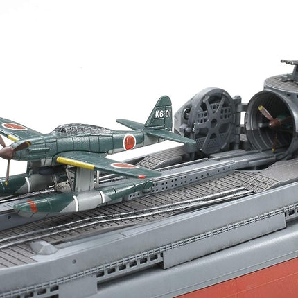 Tamiya I-400 Japanese Navy Submarine Model Kit