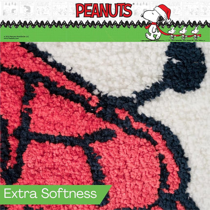 Coleccionables Peanuts Snoopy Puffer Coat Alfombra de Baño Antideslizante de Felpa de Punto de Poliéster para Festividades y Navidad, 17x24, (Producto con Licencia Oficial) de Franco