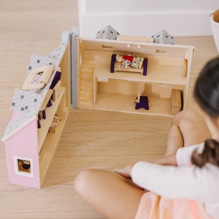 Melissa & Doug Casa de muñecas de madera plegable con 2 muñecas y muebles de madera, casa de muñecas pequeña portátil para niños a partir de 3 años