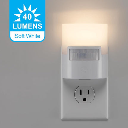 GE 12201 Ultra Brite Motion-Activated LED Light, White