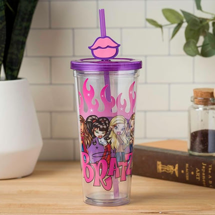 Gobelet en plastique froid Silver Buffalo Bratz Dolls avec Cloe, Yasmin, Jade et Sasha Flames et lèvres pleines, avec couvercle et paille, 710 ml