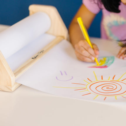 Dispensador de rollo de papel de mesa de madera Melissa & Doug con papel blanco bond (30,5 cm x 22,8 m) para dibujar, arte y manualidades para niños