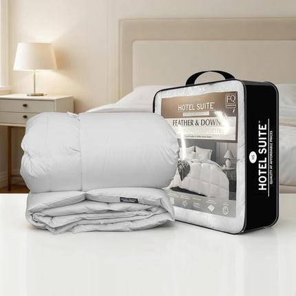 Hôtel Suite Couette en Plumes et Duvet Luxueuse Taille Jumeau, Housse 100 % Coton, Couettes Collection Hôtel, Garnissage 1250g, Chaleur Moyenne Toutes Saisons 173 x 224 cm Blanche