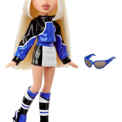 Bratz Scorchin' Cloe - Includes 1 Fashion Doll, Comes with Outfit and Accessories, Moto-Inspired Dolls, Cute Toys for Girls