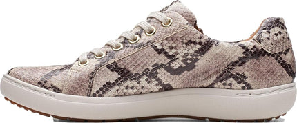 Clarks Women's Sneaker, Snake Print, 3.5 UK Wide