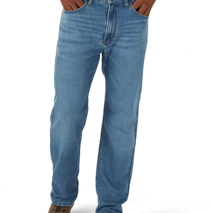 Wrangler Men's Free-to-Stretch Regular Fit Jean, Naval, 31W x 30L