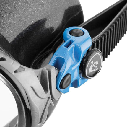 Cressi Big Eyes Evolution Snorkel Mask - Adult Snorkel Set & Quick-Adjust Buckles - Silicone Skirt & Scuba Ready - Low-Volume Scuba Mask - Black / Blue - One Size