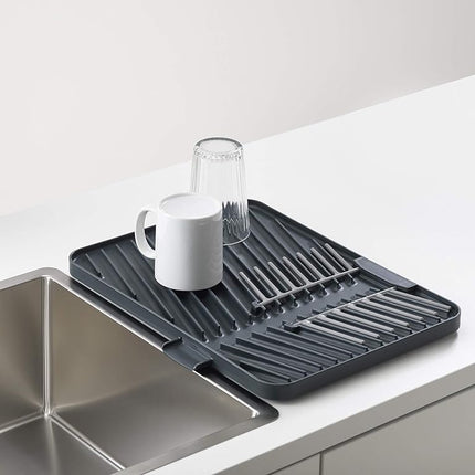 Joseph Joseph Flip-up Adjustable draining Board - Grey