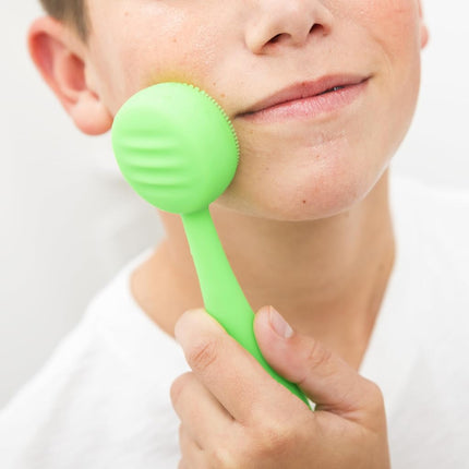 PMD Clean - Smart Facial Cleansing Device with Silicone Brush & Anti-Aging Massager - Waterproof - SonicGlow Vibration Technology - Lift, Firm, and Tone Skin on Face and Body