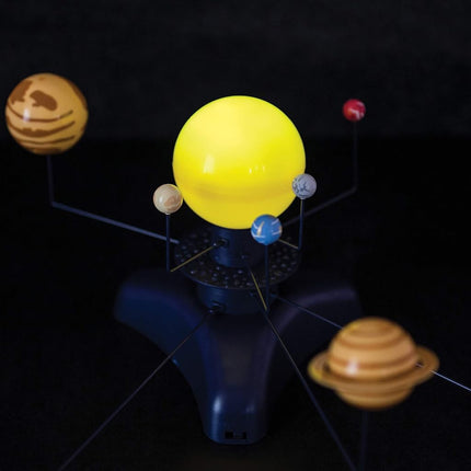 Educational Insights GeoSafari Motorized Solar System - Space Science Kit for Children Aged 8-12