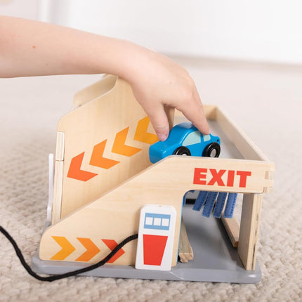 Melissa & Doug Service Station Parking Garage, 6 Pieces (E-Commerce Packaging, Great Gift for Girls and Boys - Best for 3, 4, 5, and 6 Year Olds)
