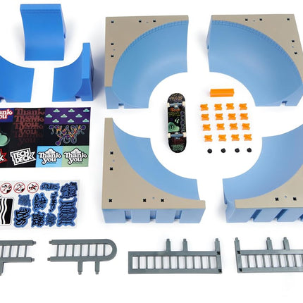 Tech Deck, Daewon Mega Bowl, X-Connect Park Creator, Customisable and Buildable Ramp Set with Exclusive Fingerboard, Kids’ Toy for Ages 6 and up