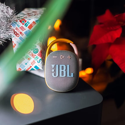 JBL Clip 4 - Mini enceinte Bluetooth portable, son puissant et basses percutantes, mousqueton intégré, étanche à l'eau et à la poussière IP67, 10 heures d'autonomie, enceinte pour la maison, l'extérieur et les voyages (Gris)